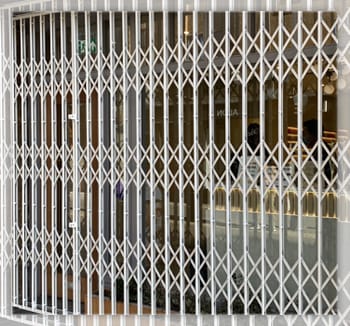 Retractable Grille London, Collapsible Gates.